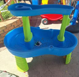 Step2 Toddler Water Table, Outdoor-Indoor $25