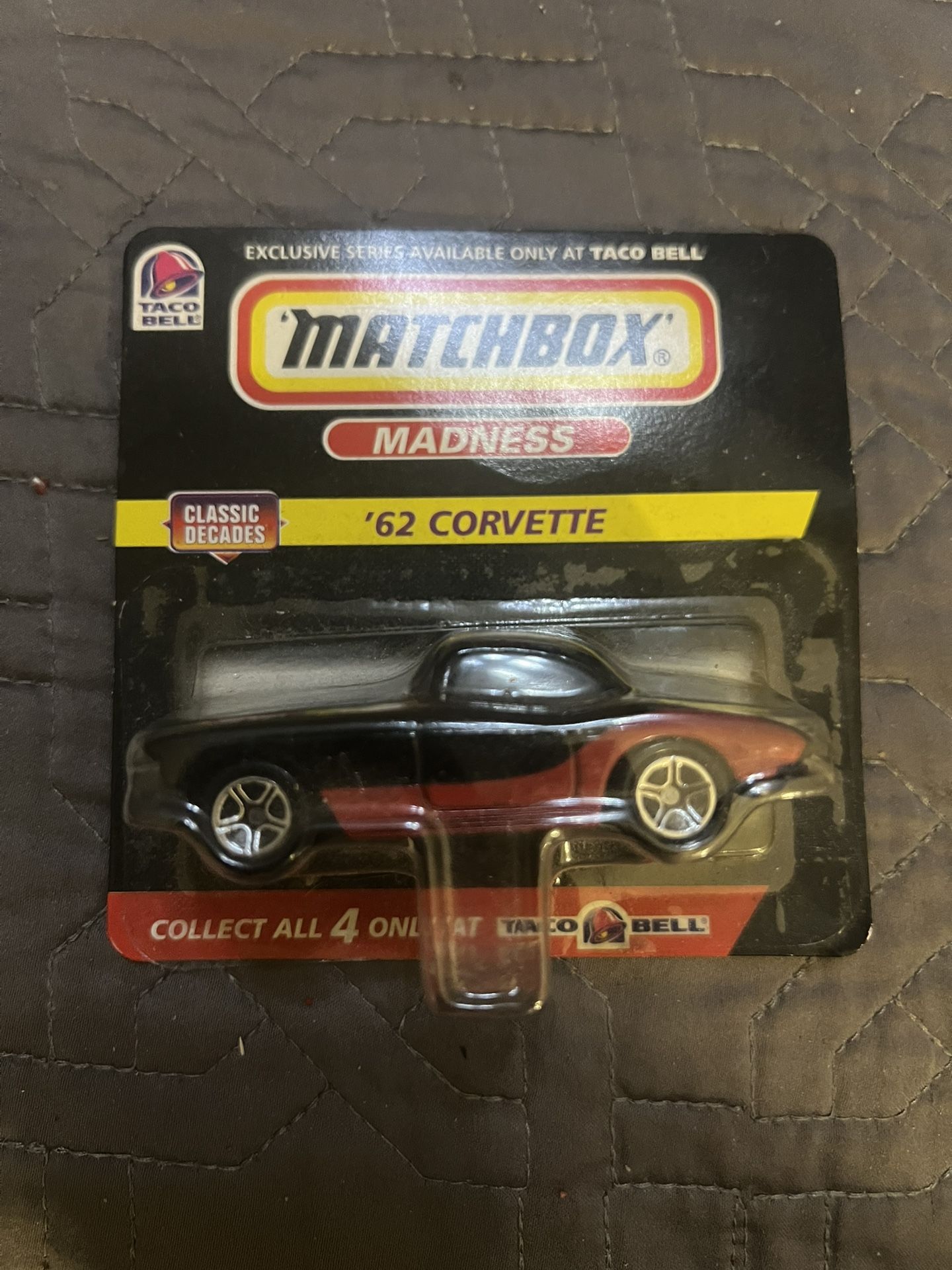 Vintage 1998 Matchbox '62 Corvette Black/Red/ White Taco Bell Promo