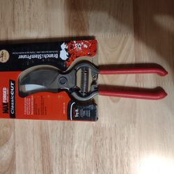 Corona Classic Cut Shears Cuts Up To 3/4"