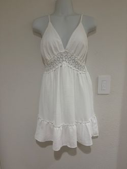 Liberty Love White Crochet Lace Smocked Back Sundress M