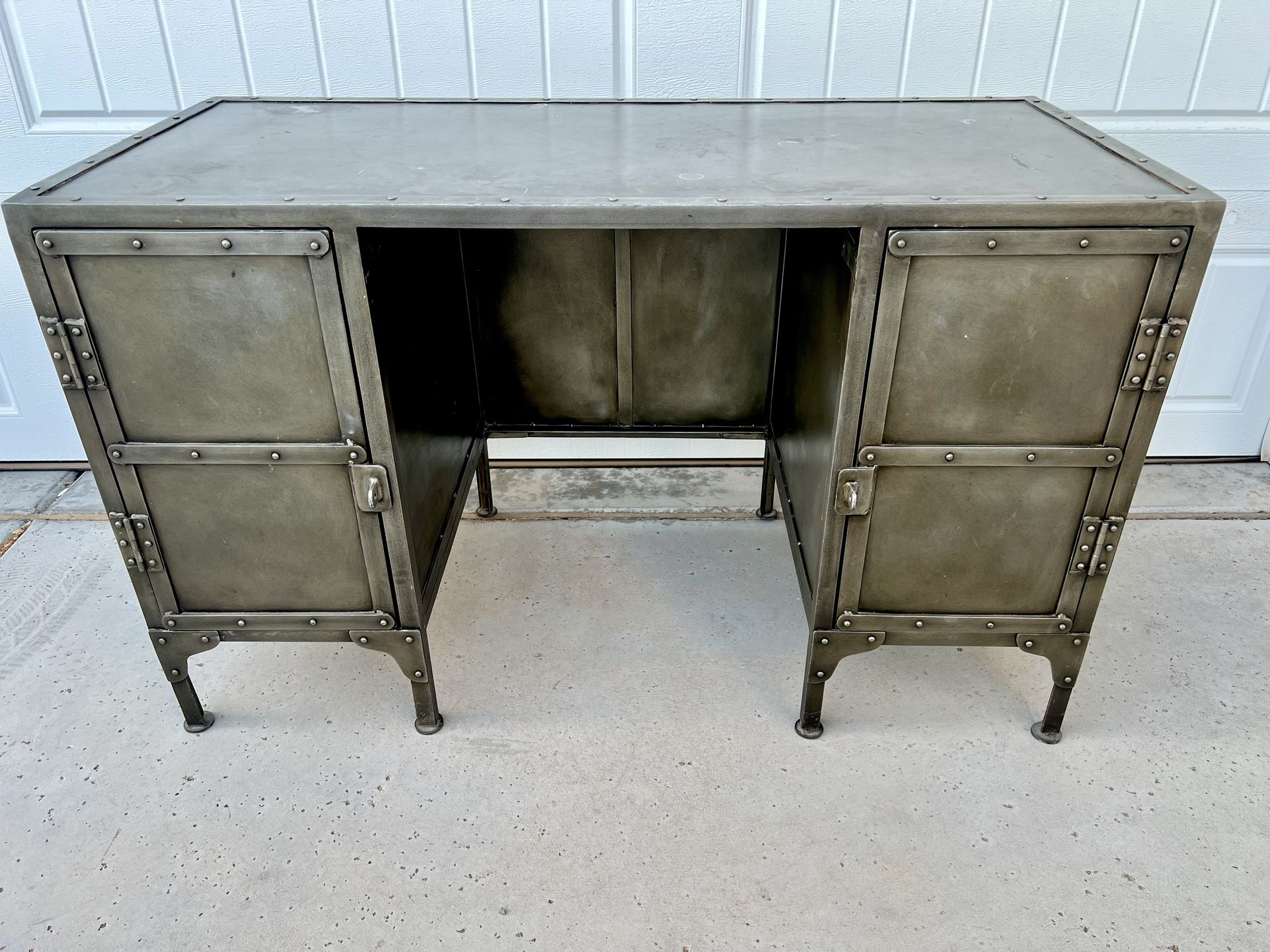Industrial Retro Desk (All Thick Metal)