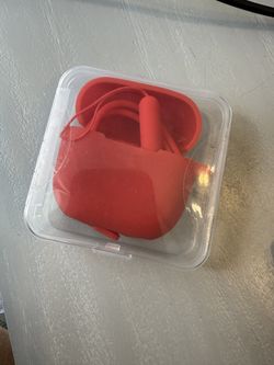 AirPod 4th Gen red silicone case w strap NEW