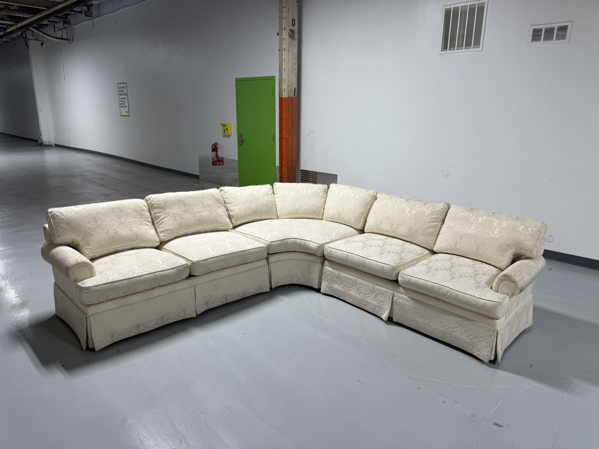Sectional $250 - Free Delivery