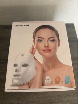 Red light therapy mask