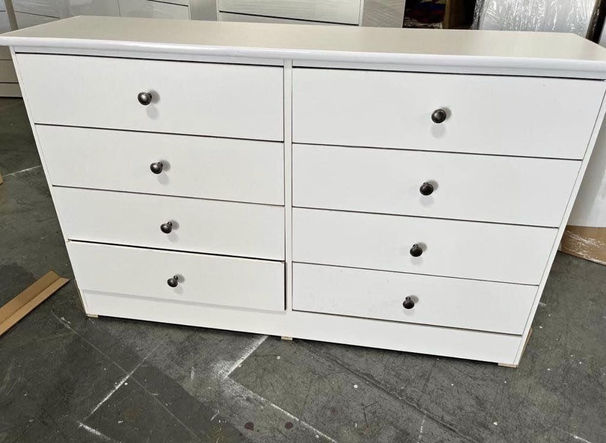 Eight Drawers Dresser