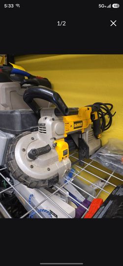 Bandsaw with blades