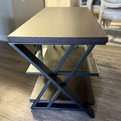 TV Stand!! Vey good condition ! L48xD20xH22”e