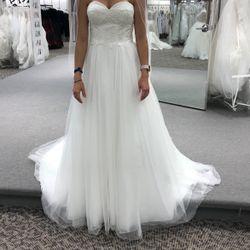 David’s Bridal Never Worn Size 2 Dress