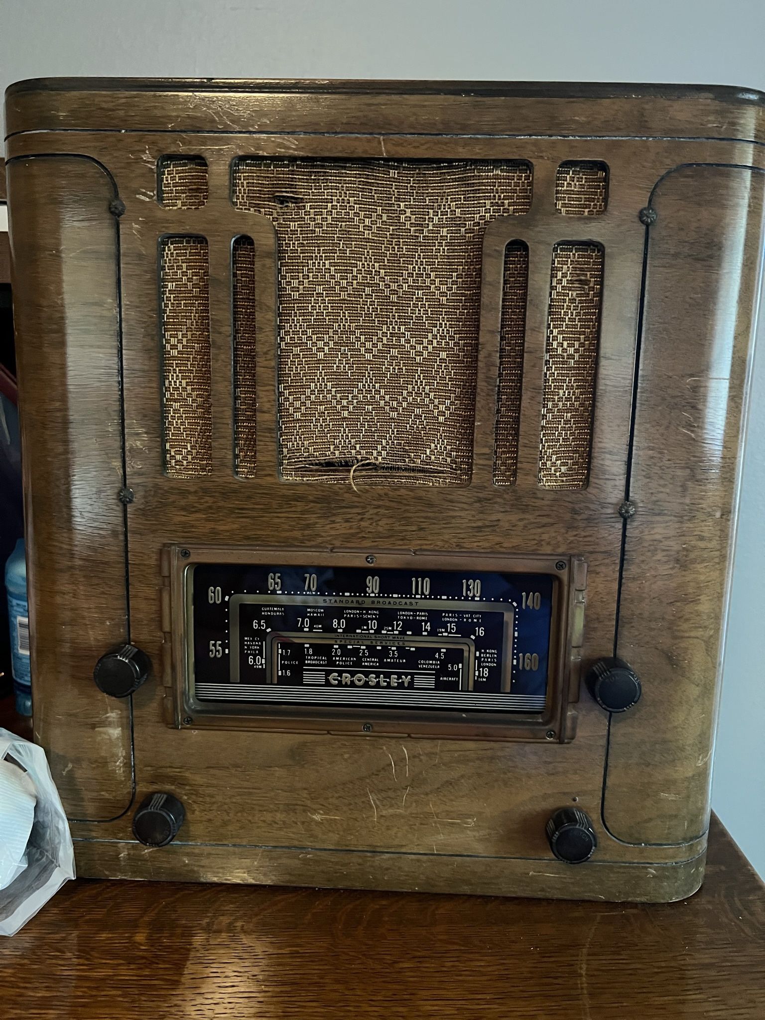 Vintage/ Antique Crosley Radio 1(contact info removed) Era