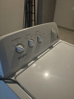 Whirlpool Washer and Dryer Set