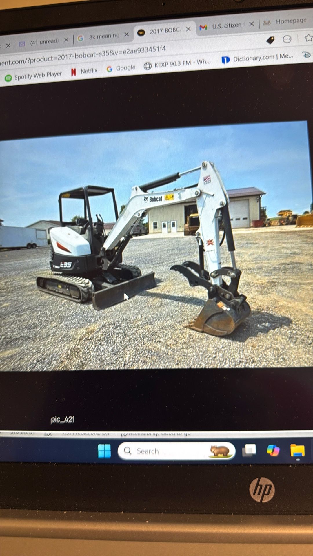 Bobcat E35