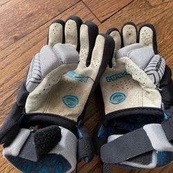 Free Lacrosse Gloves 