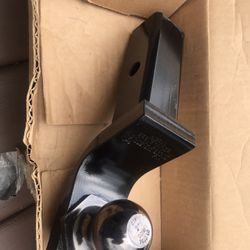 Genuine Nissan Receiver Hitch And 2” Ball