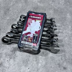 Husky Reversible Ratcheting SAE Combination Wrench Set 7-Piece)