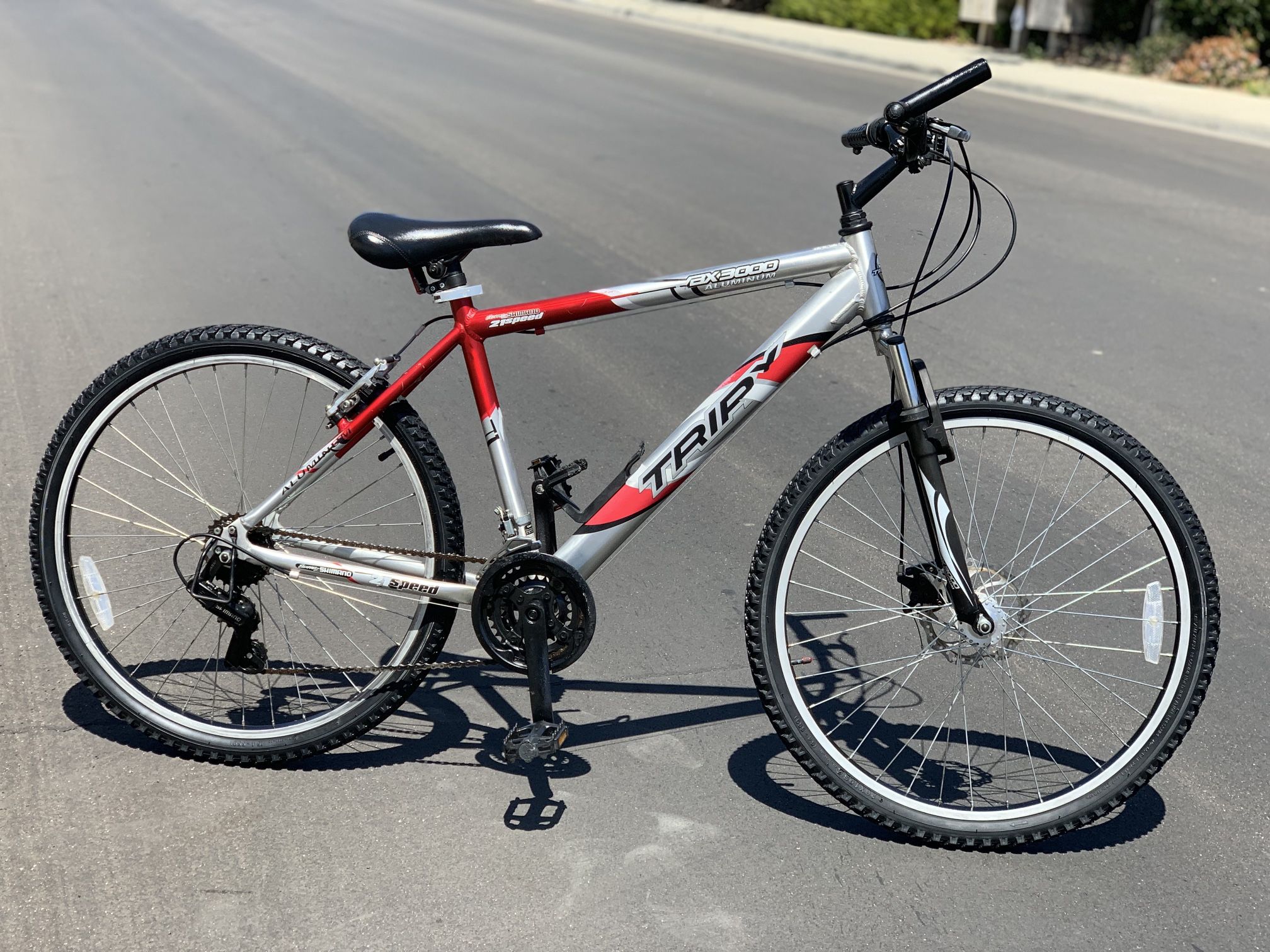 Triax mountain bike 21 speed sale