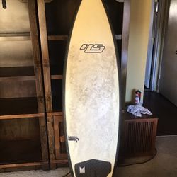Surfboard 6’2 HS LoveBuzz