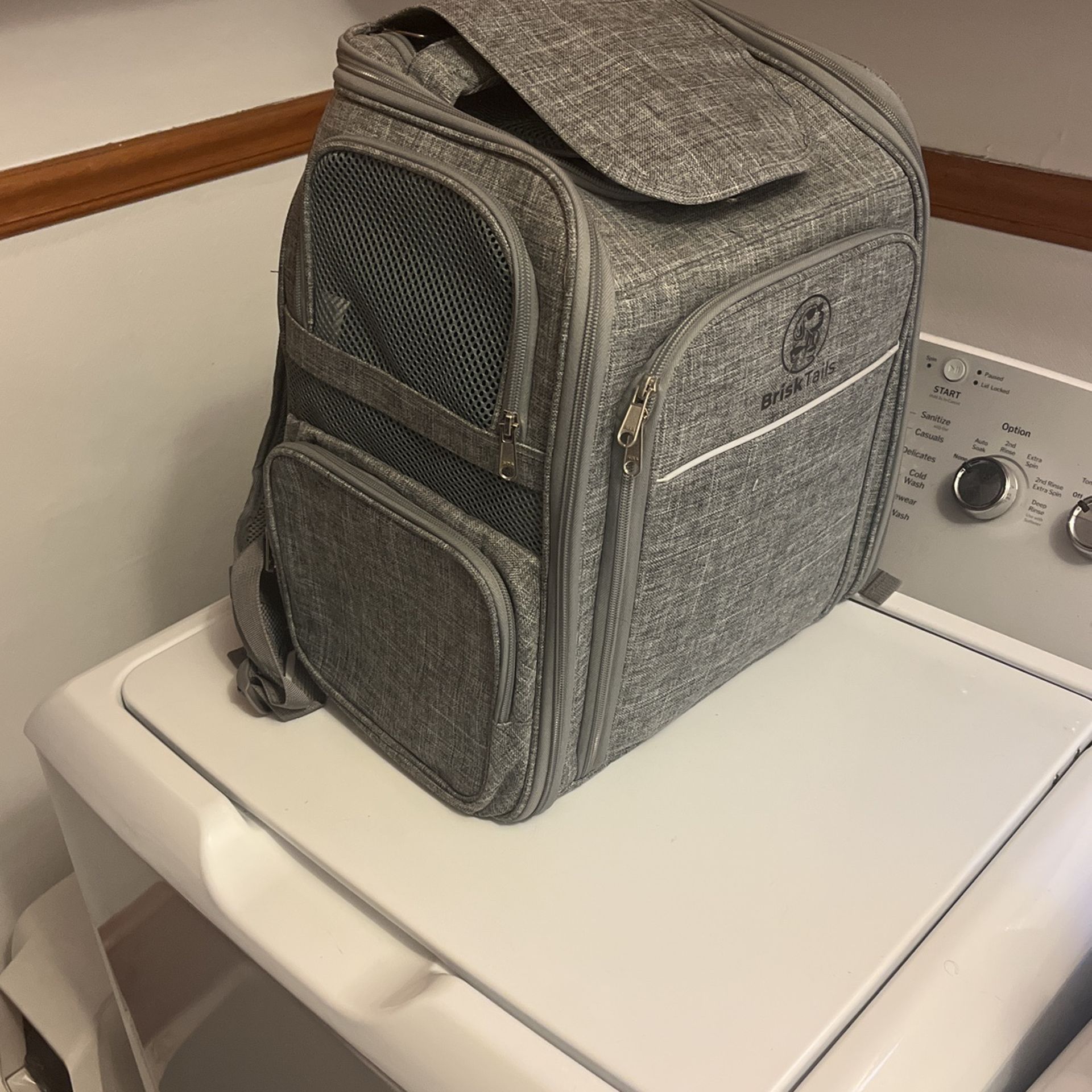Expandable Cat Backpack