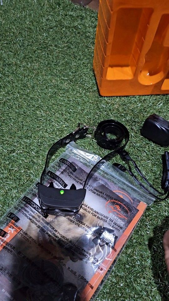 SportDOG Brand FieldTrainer 425X remote trainer, rechargeable dog training collar with impact, vibration and tone, 500 yard range, SD 425X