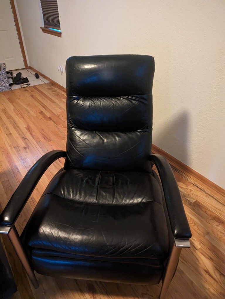 Ethan Allen Real leather Recliner