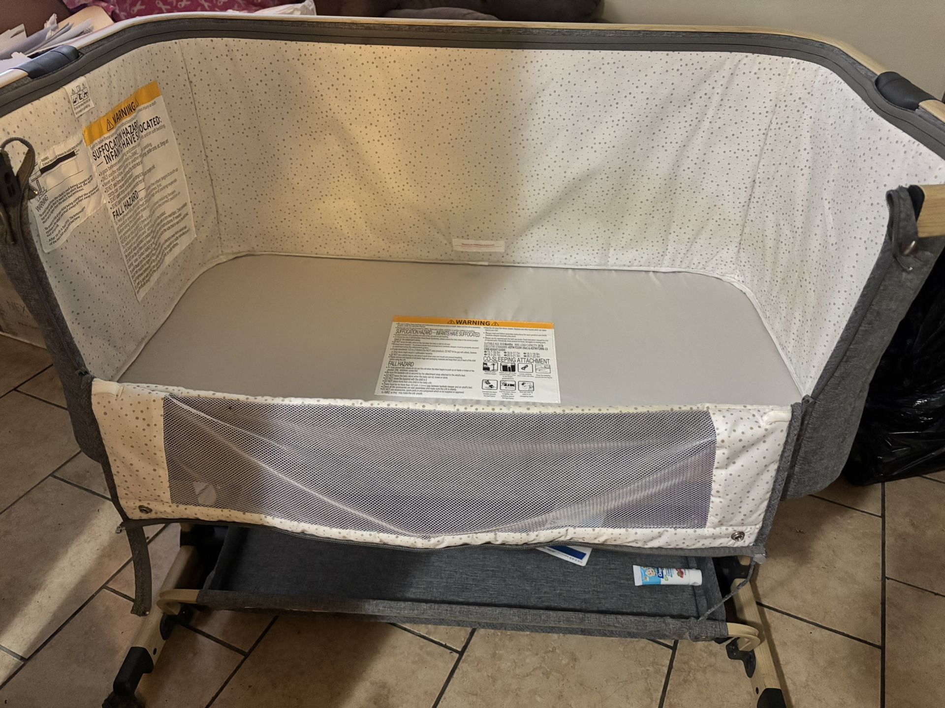 AMKE SLEEPSIDE BASSINET 