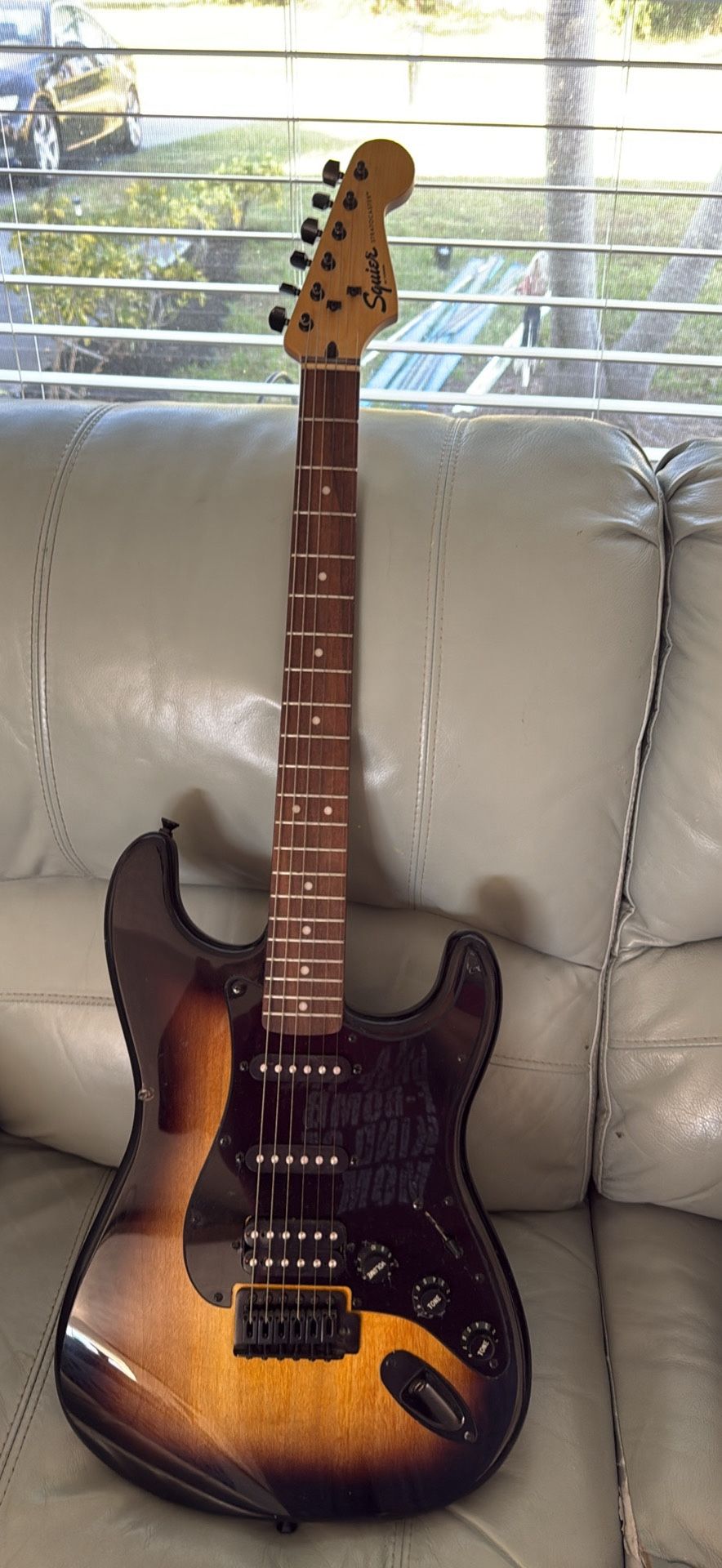 2019 Squier Stratocaster Fender Electric Guitar.