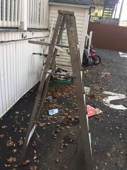 6 feet aluminum step ladder