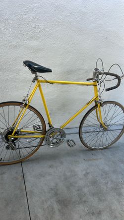 Vintage Schwinn 27”