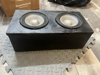 6.5 inch chuchero box with (2) 6.5 inch BassRockers 