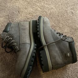 Sketchers Boots Man