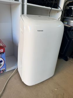 Toshiba 12,000 BTU portable air conditioner