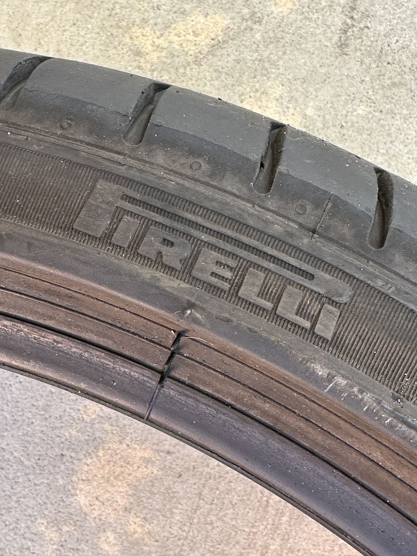 Pirelli 245/35/20 Tire Almost New