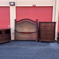 Quality Queen Bedroom Set 