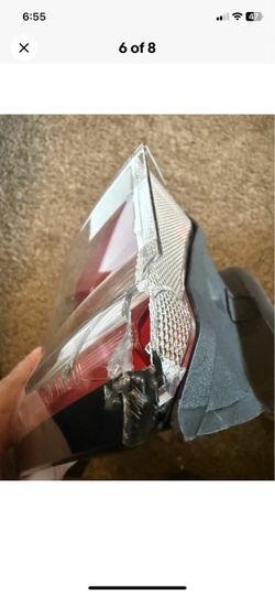 Cracked 2019-24 Ford Edge SE SEL ST-Line Left Tail Light Assembly