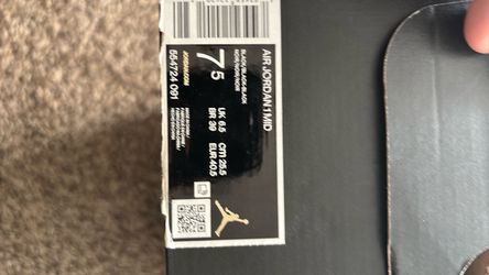 Air Jordan 1 Mid Black Size 7.5