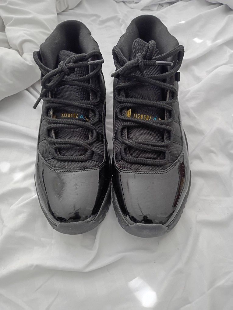 JORDAN 11 GAMMA BLUES OG (SIZE 12)