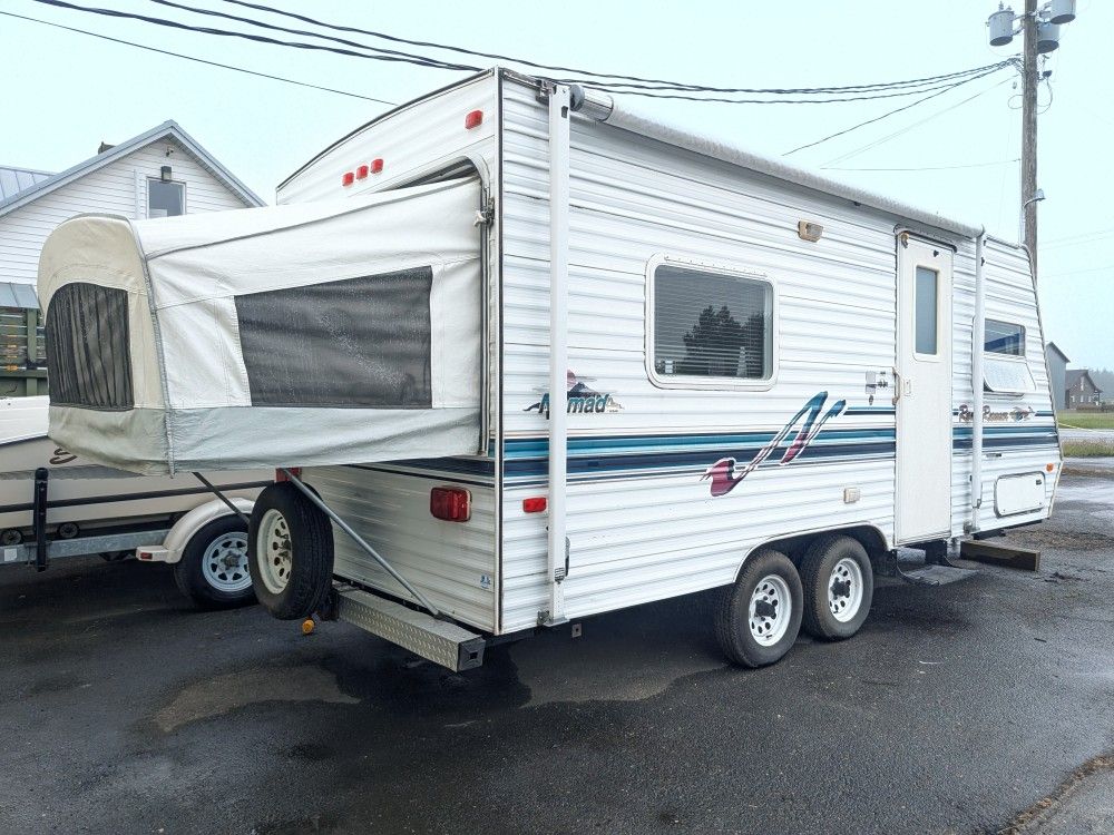 2001 Skyline nomad Road Runner 720TT