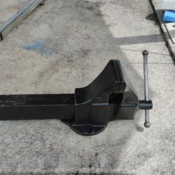 Large Columbian Bench Vice.  Old  U SA