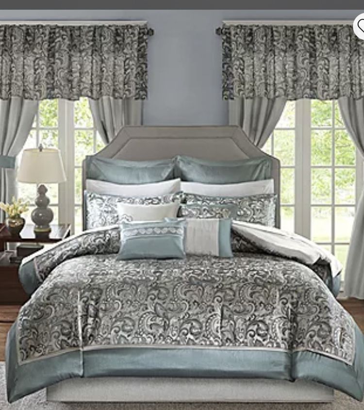 King Size 24 piece Comforter Set $60