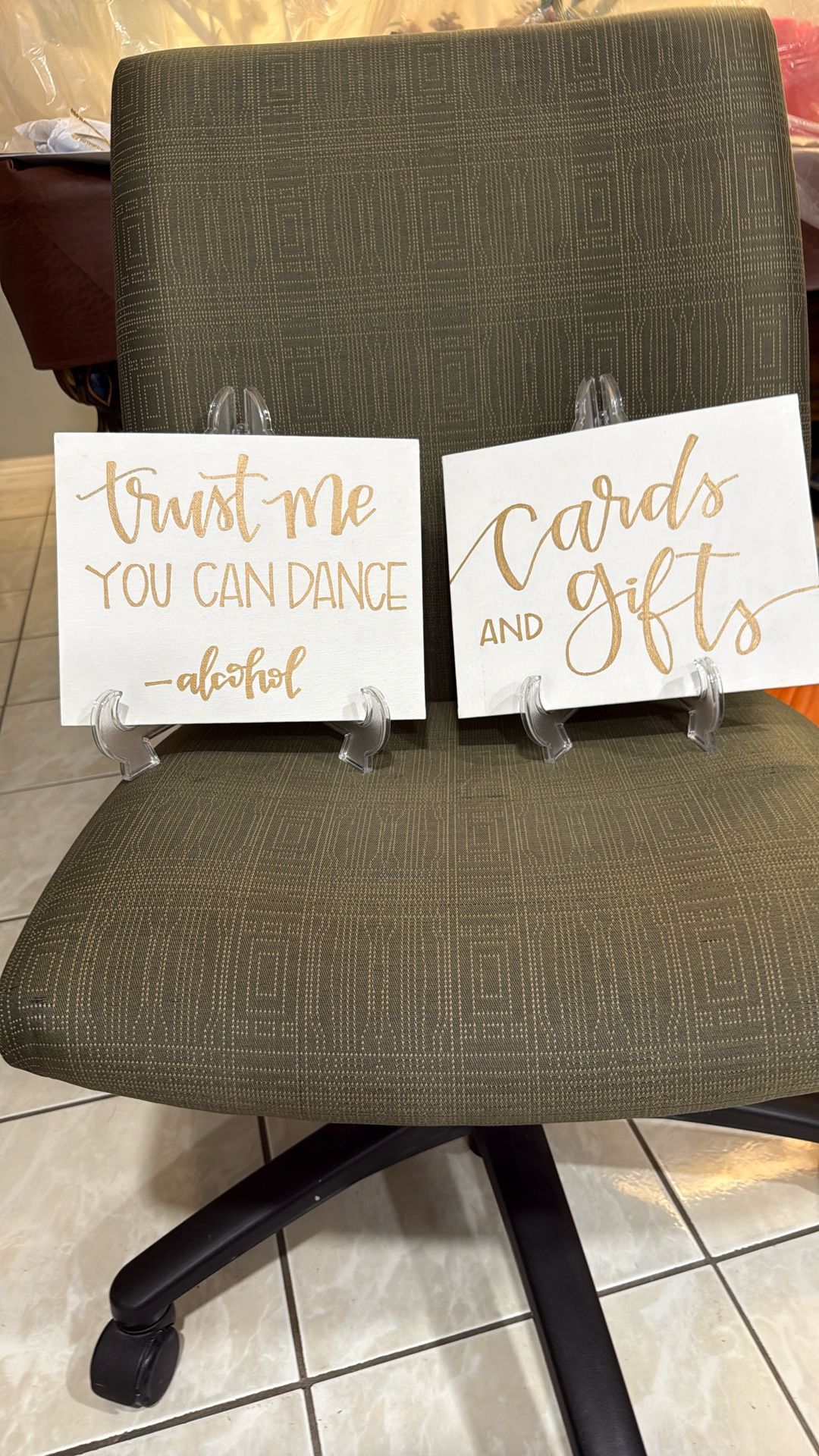 2 Wedding Signs