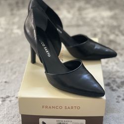 Black Leather Pump -Franco Sarto $25