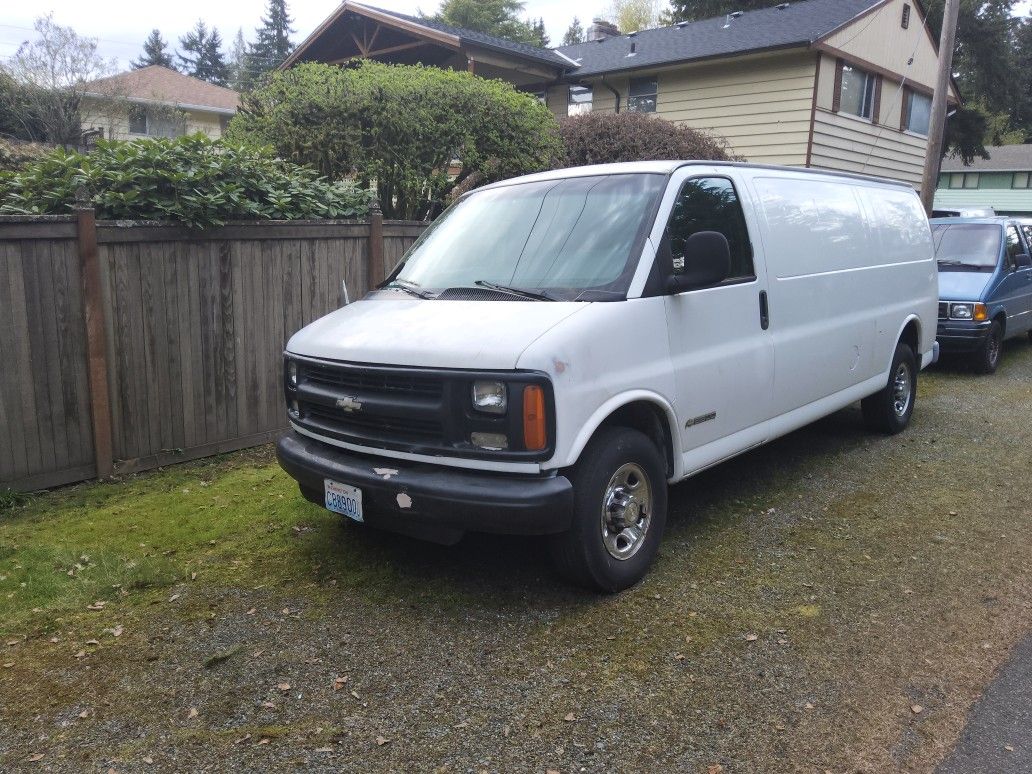 1999 Chevrolet Express