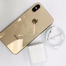 iPhone X (256gb) Unlocked with store warranty 