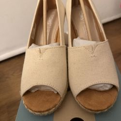 Toms Beige Wedges 