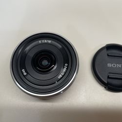Sony APS-C 16mm F2.8 Lens