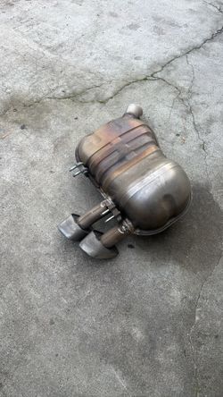 2019 Genesis G70 Muffler