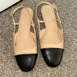 Chic Black and Beige Flat Sandals - Women's Size 8