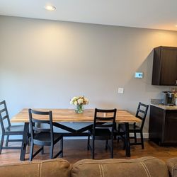 Farmhouse Kitchen Table & Chairs