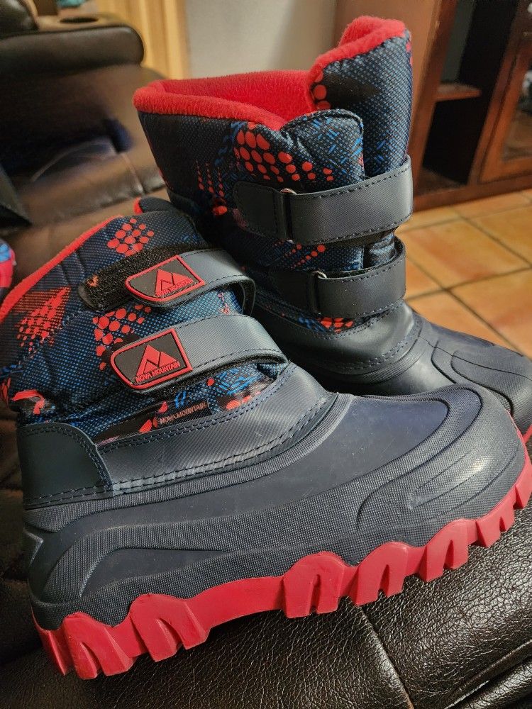 Snow Boots Size 2 Big Kids