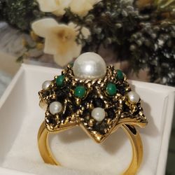 #1777, SARAH COV, VINTAGE COCKTAIL PEARLS RING SIZE 5.5
