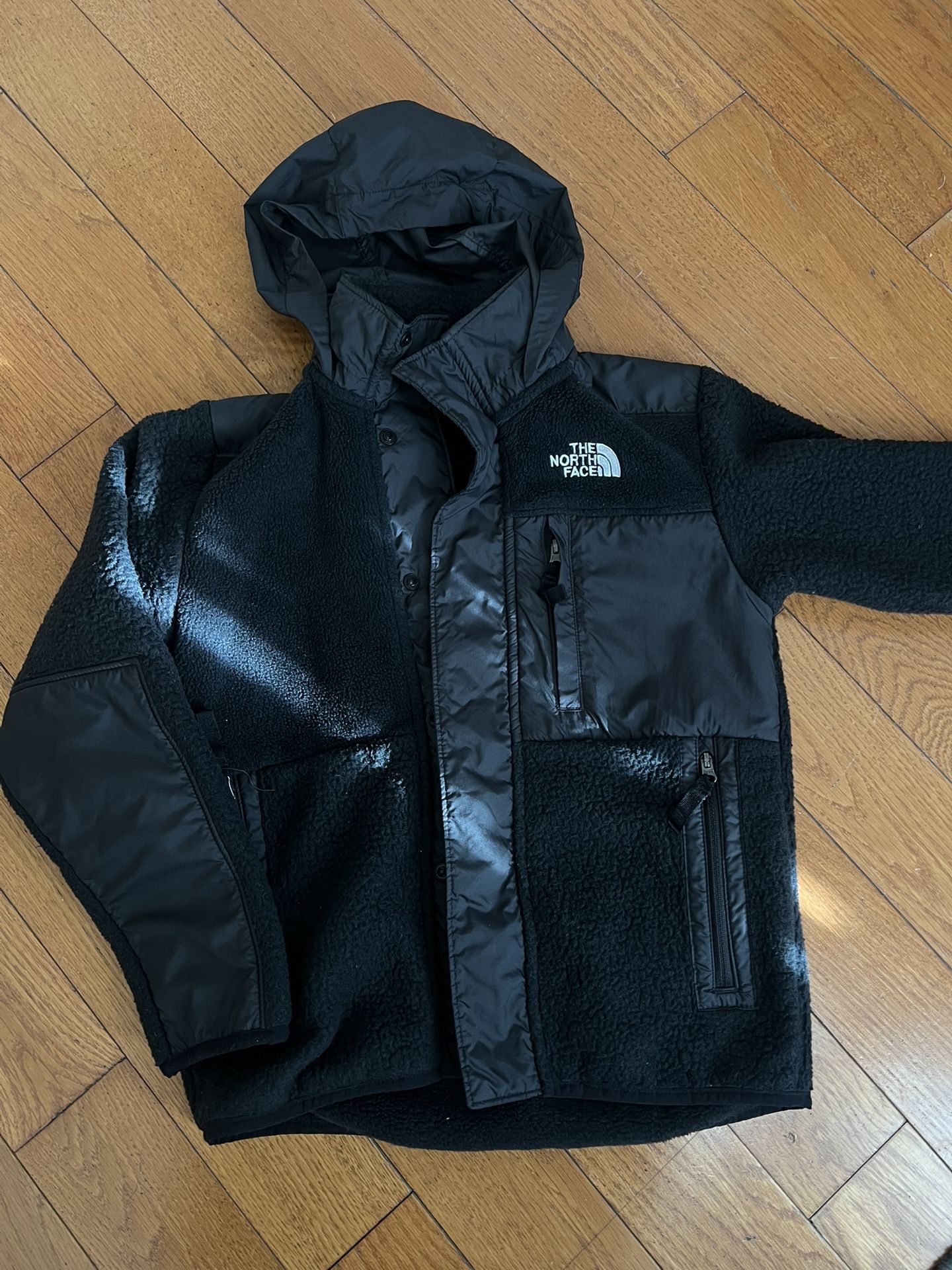 The North face boys Fleece Jacket